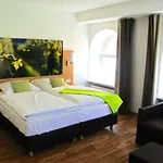 Deutsches Haus Hotel 3*