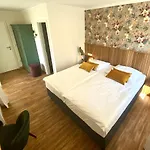 Deutsches Haus Hotel 3*