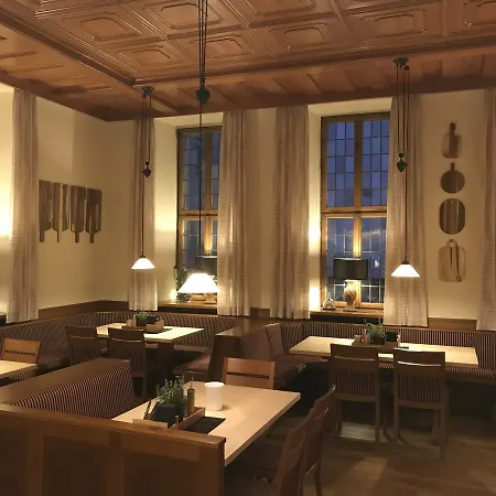 Ξενοδοχείο Deutsches Haus 3*