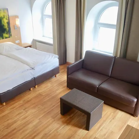 Szálloda Deutsches Haus Kitzingen