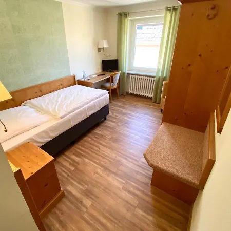 Deutsches Haus Szálloda Kitzingen