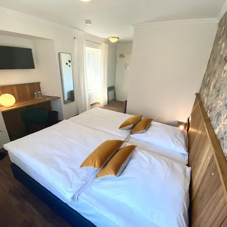 Deutsches Haus 3*
