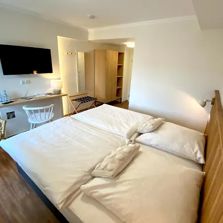 德意志之家酒店 酒店