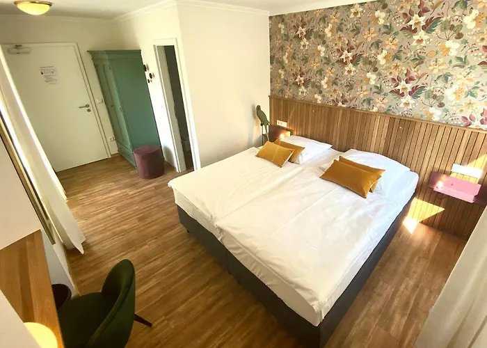 Deutsches Haus Hotel 3*